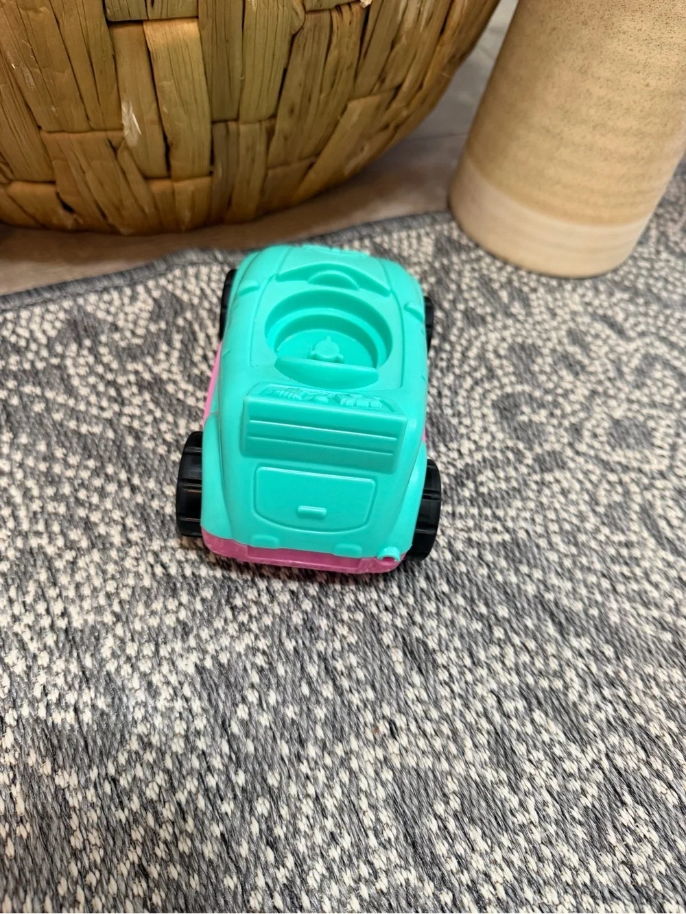 VTG Y2K Fisher-Price Teal & Pink Little People Toy Car Makes Sounds